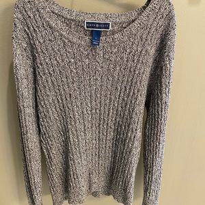 Karen Scott black and white marbled sweater. L